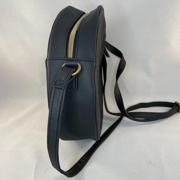 Round Embroidered Purse with Strap Like New - Picture 5 of 12